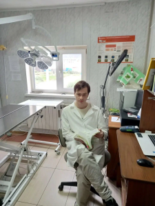 Выпускник Чукотского полярного техникума стал ветеринаром благодаря Кадровому центру 