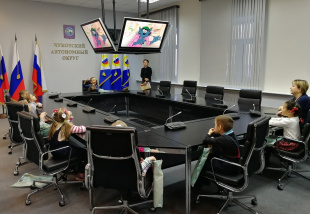 Воспитанники детского сада «Ладушки» посетили с экскурсией Правительство Чукотки