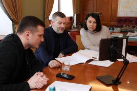 Губернатор Владислав Кузнецов помог в решении вопросов жителей Чукотки