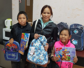 751 ребёнку помогли собраться в школу на Чукотке