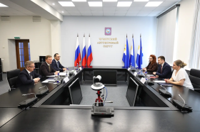 Павел Каргаполов провел рабочую встречу с руководителем "Русгидро" Романом Бердниковым
