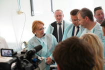 Министр здравоохранения Вероника Скворцова пожелала медикам и руководству Чукотки дальнейших успехов