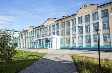 В Анадыре эвакуировали школы из-за ложного сообщения о минировании