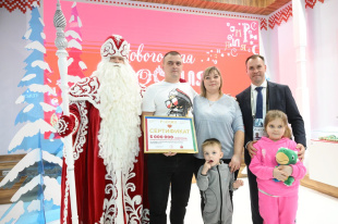 Пятимиллионный гость Выставки «Россия» сможет увидеть резиденцию Деда Мороза 