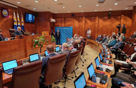 В окружной Думе сформированы партийные фракции