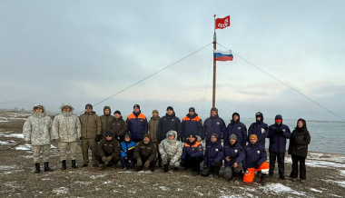 Россия восстановила исторический флаг на арктическом форпосте у берегов Чукотки