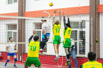 «Кубок настоящих людей» вручили лучшей команде по волейболу в столице Чукотки