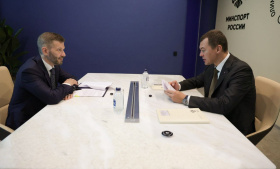 Губернатор Владислав Кузнецов обсудил с Министром спорта Михаилом  Дегтяревым строительство нового культурно-спортивного комплекса в Анадыре