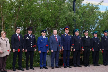 В Анадыре торжественно отметили 85-летие легендарного пограничного отряда