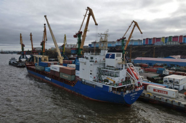 Северный завоз продовольствия на Чукотке выполнен более чем на 80%