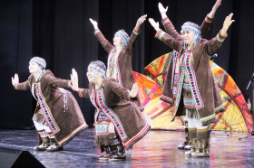 Свыше двух тысяч представителей коренных малочисленных народов Чукотки подали заявки на включение в список лиц, относящихся к КМН РФ