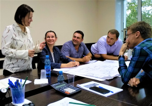 АРЧК проводит работу по развитию управленческих компетенций сотрудников крупнейших инвестпроектов Амурской области