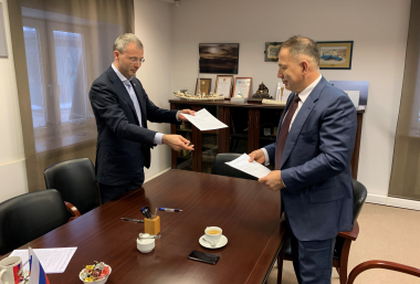Губернатор Чукотки подписал соглашение с инвесторами крупнейшего месторождения олова