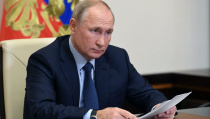 Владимир Путин объявил о новых выплатах семьям с детьми