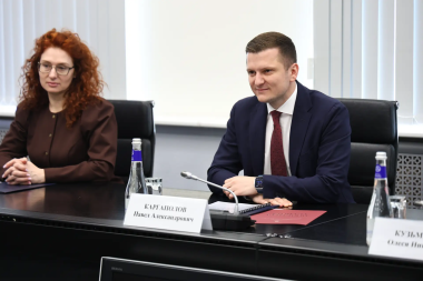 Павел Каргаполов провел рабочую встречу с руководителем "РусГидро" Романом Бердниковым