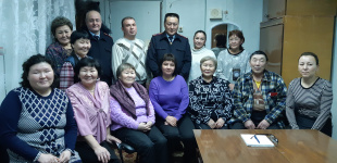 Совместную встречу с активом Билибинского района провели руководители Управления по делам КМНЧ и полиции 