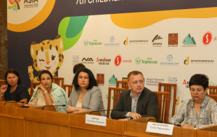 Проект «Репродуктивное здоровье» в Приморском крае: открытые уроки в школах, сертификаты молодым родителям и проектный офис