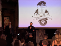 Большинство участников конкурса плакатного искусства «Время смыслов» посвятили свои работы защитникам Отечества